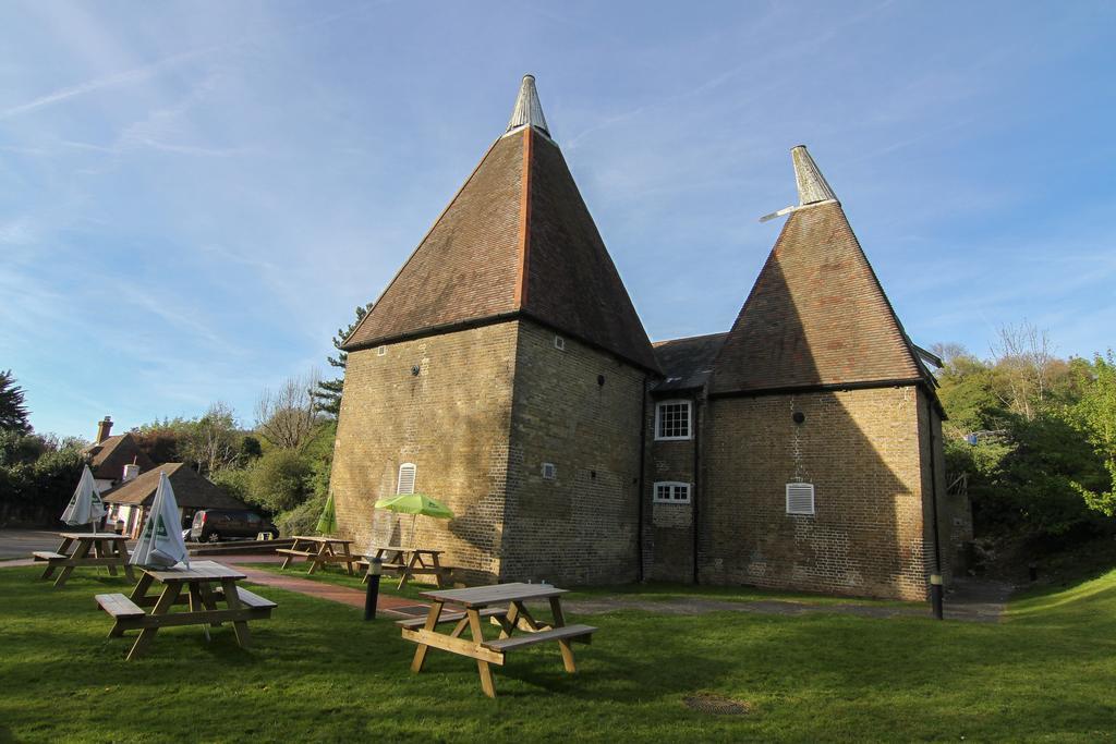 Yha Medway Hostel Gillingham  Ngoại thất bức ảnh