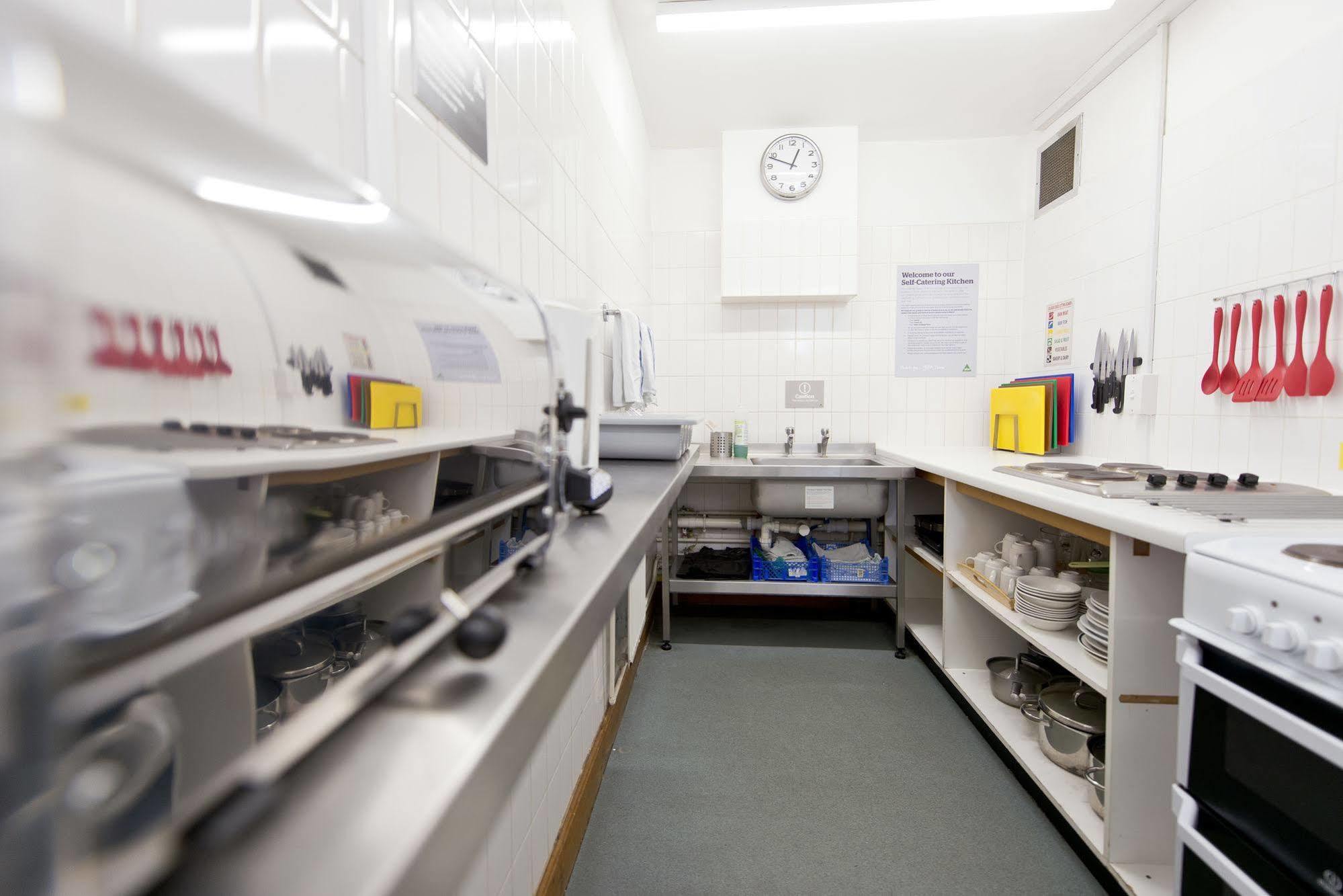 Yha Medway Hostel Gillingham  Ngoại thất bức ảnh