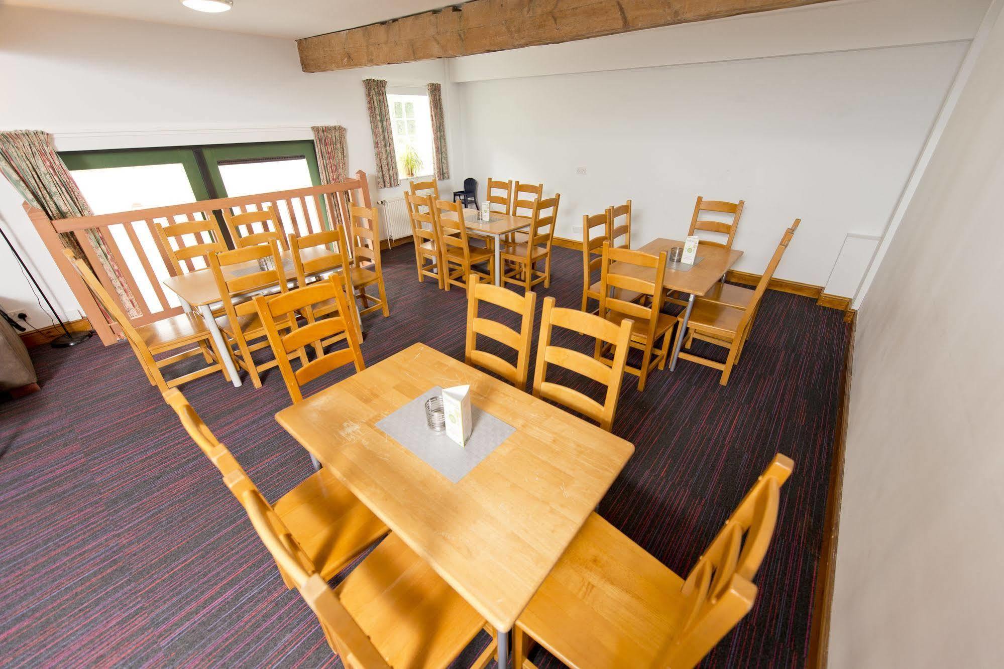 Yha Medway Hostel Gillingham  Ngoại thất bức ảnh