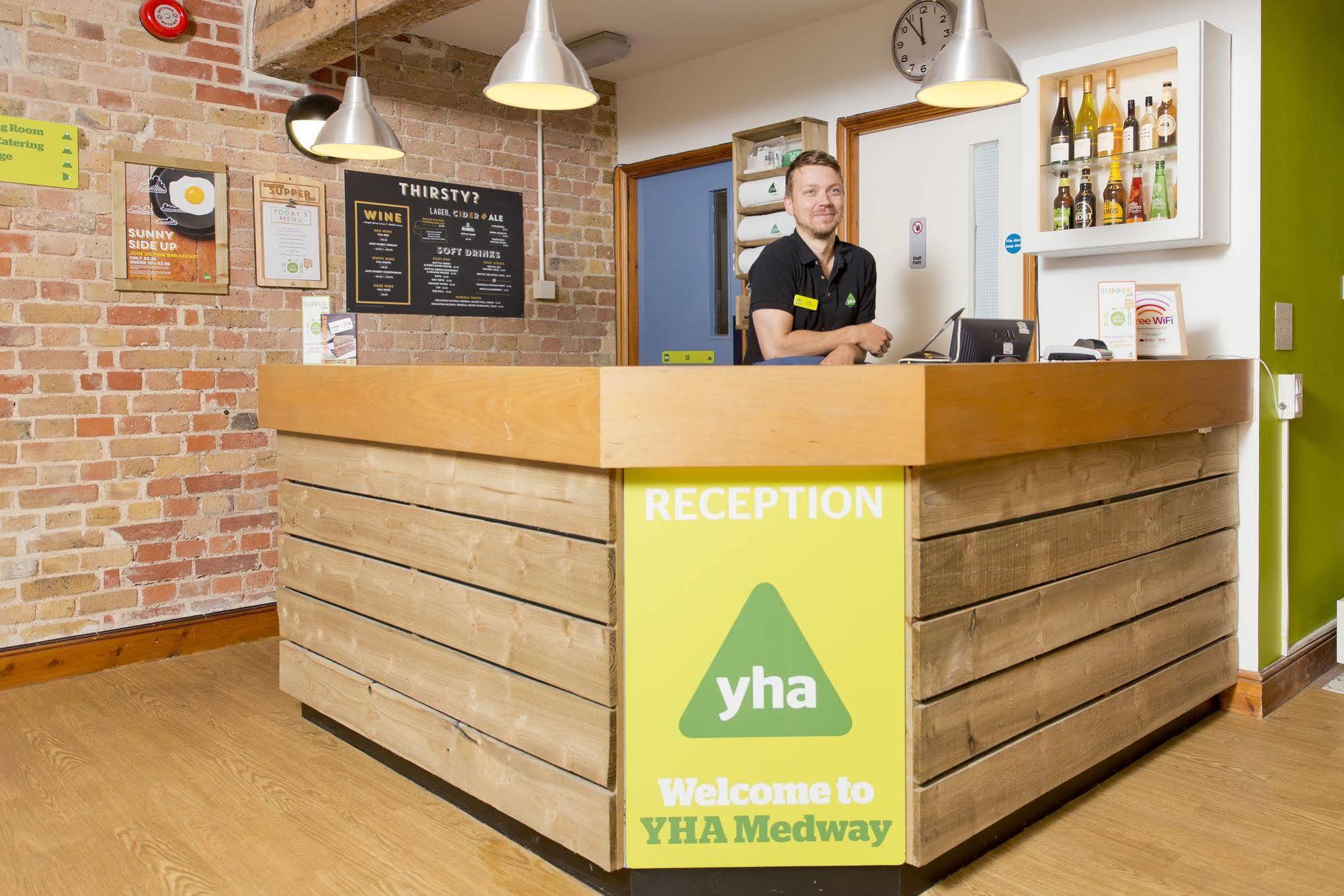 Yha Medway Hostel Gillingham  Ngoại thất bức ảnh