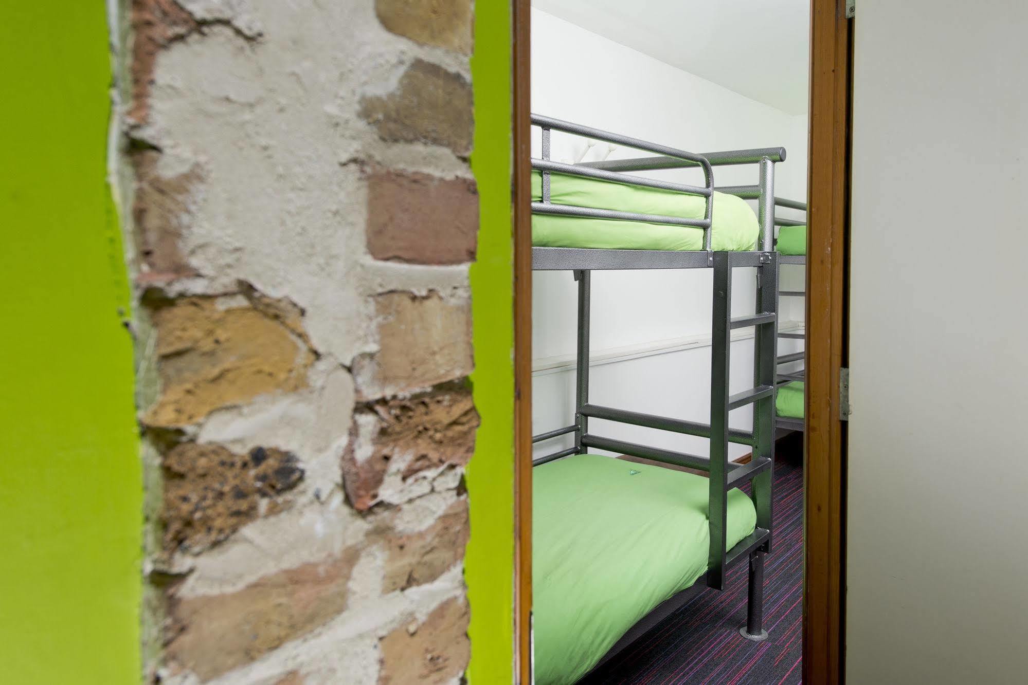 Yha Medway Hostel Gillingham  Ngoại thất bức ảnh