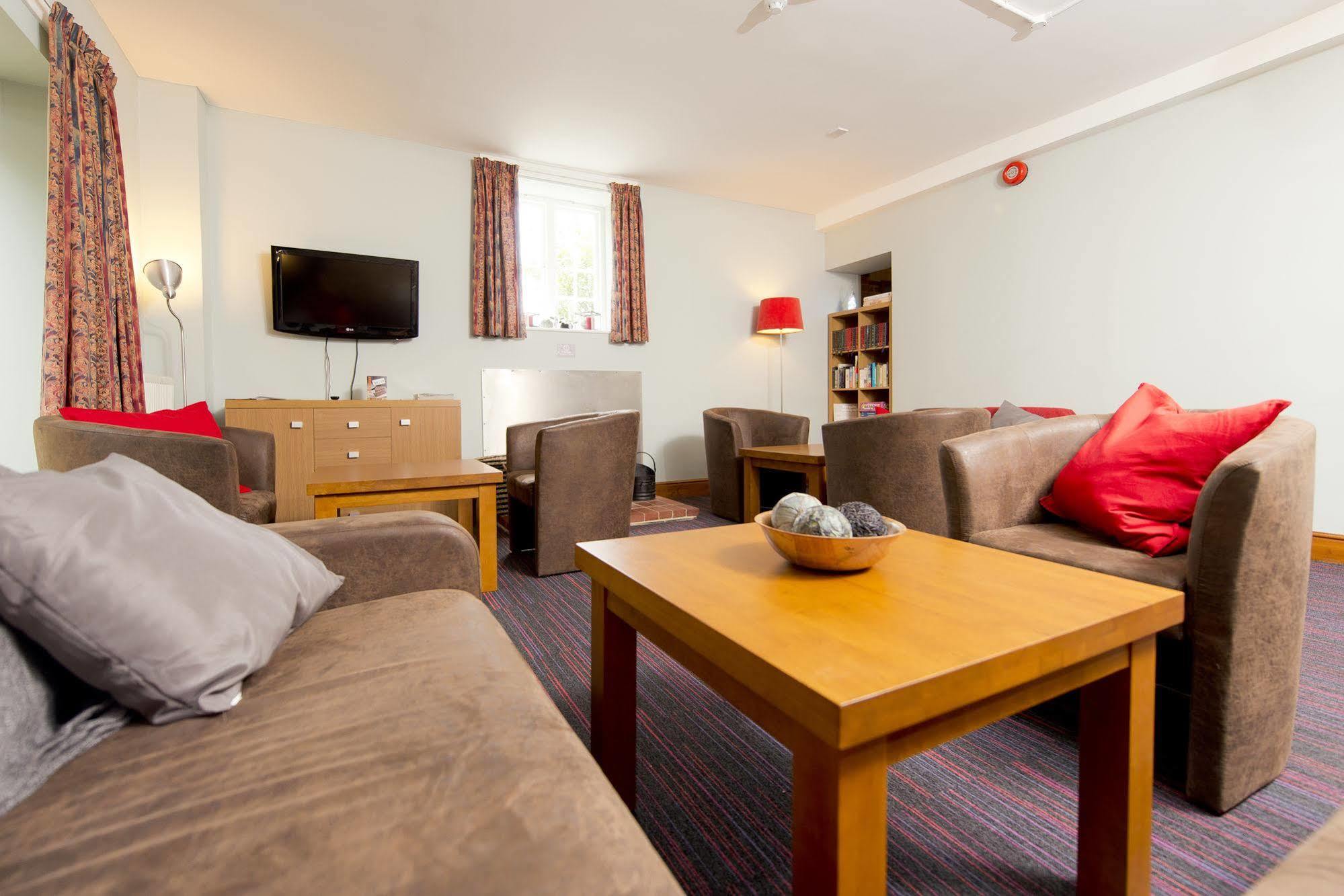 Yha Medway Hostel Gillingham  Ngoại thất bức ảnh